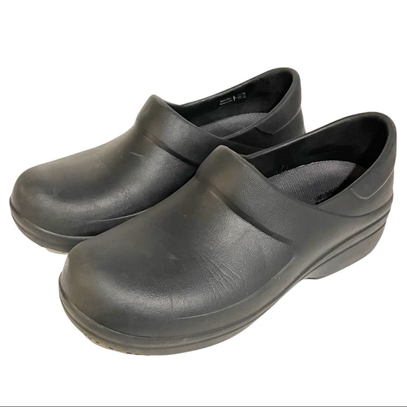 CROCS Shoes - Crocs Womens Size 7 Black Dual Comfort Neria Pro II Work Slip on‎ Clog Rubber